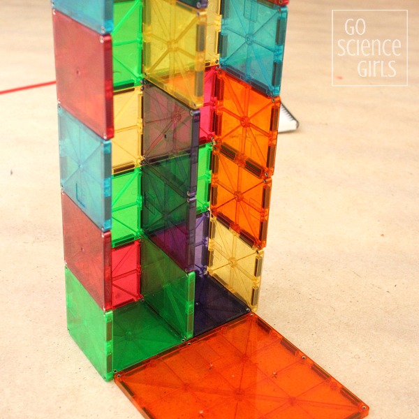 magna tiles tower