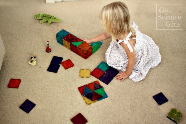 Constructing with Magnatiles