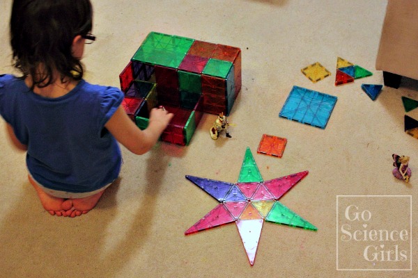 Teaching Geometry Using Magnetic Tiles – Perkins School for the Blind